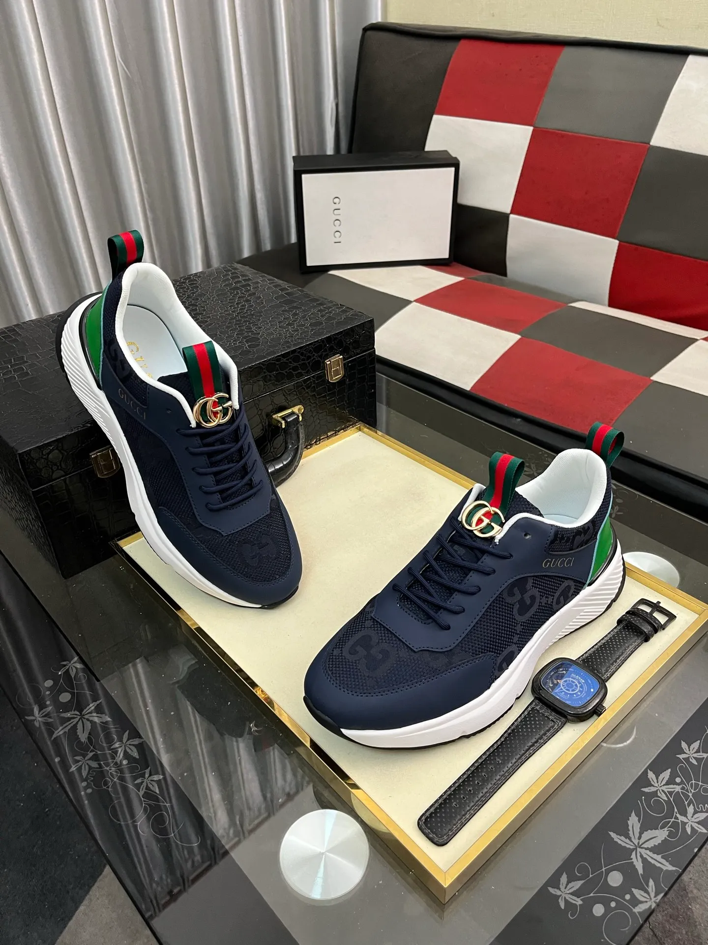 Men's Men's Shoes 💰458⌚️⌚️【GUCCI】Gucci men's latest white shoe series casual shoes! The official website is built 1:1. Upper: Made of imported cowhide, with electric embroidery ➕Inner lining: Made of high-quality first-layer pigskin, soft and comfortable. Picky material selection and exquisite workmanship give you the best enjoyment. Size: 38-443️⃣Colors available
